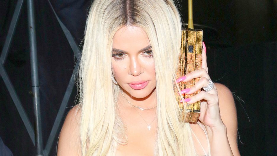 Khloé Kardashian podkreśla, że miała tylko jedną operację plastyczną