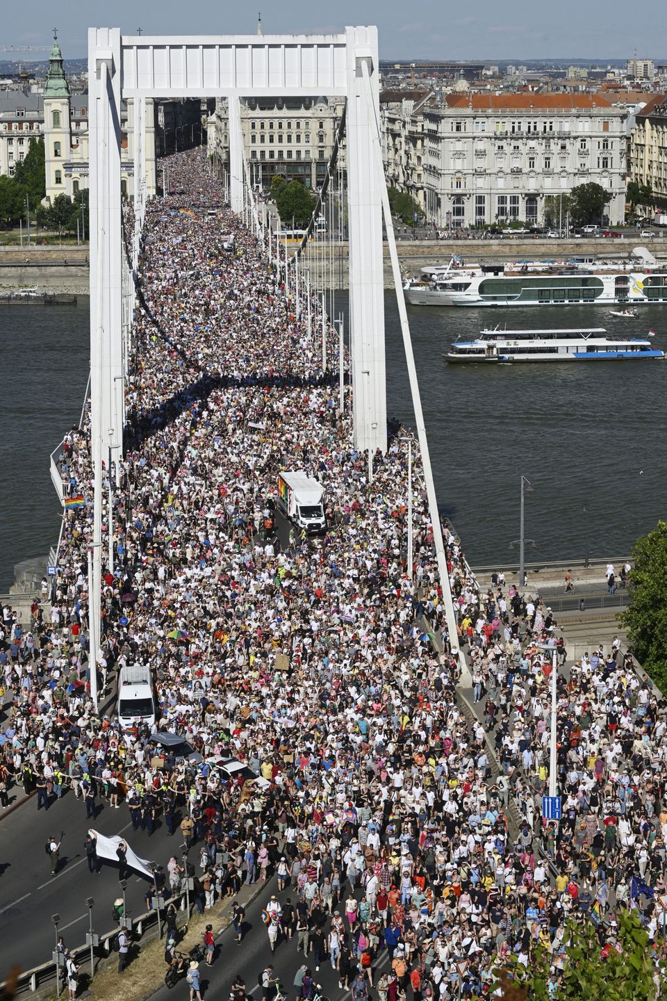 W wydarzeniu wzięło udział tysiące osób