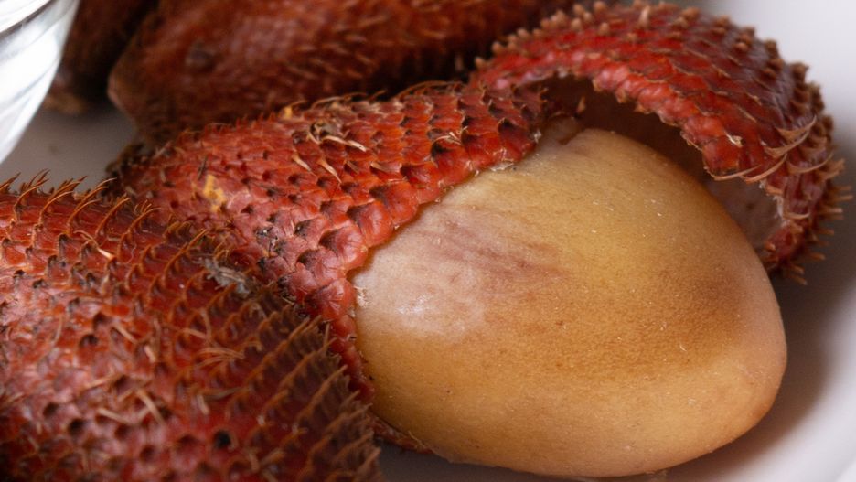 Owoc wężowy ma nietypową nazwę, ale to skarbnica witamin