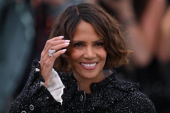 Zachwyciła na festiwalu w Cannes. Postawiła na kreację z rozmachem