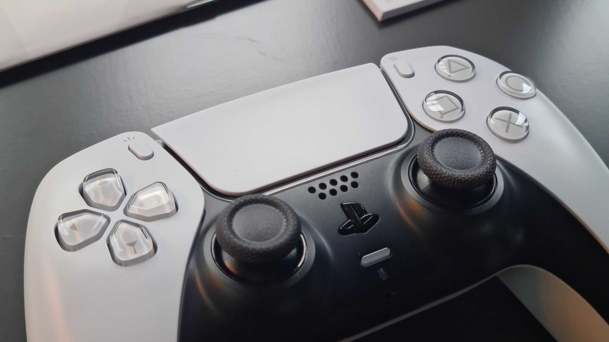 Matko bosko, kto to tak zaprojektował. PlayStation 5: test i recenzja 1