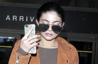 Kylie Jenner TRAFIŁA DO SZPITALA! "Jestem bardzo chora, nie mogę podróżować"