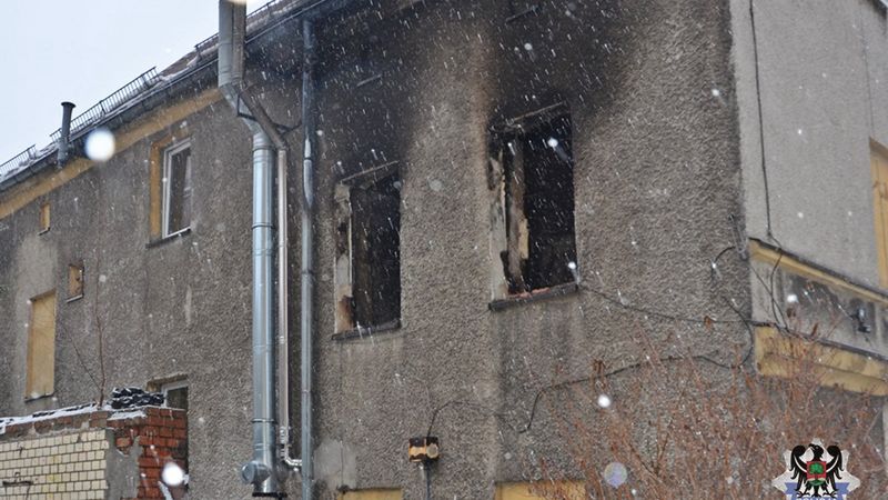 Wałbrzych. Doprowadził do pożaru własnego mieszkania. Mężczyźnie grozi 8 lat więzienia