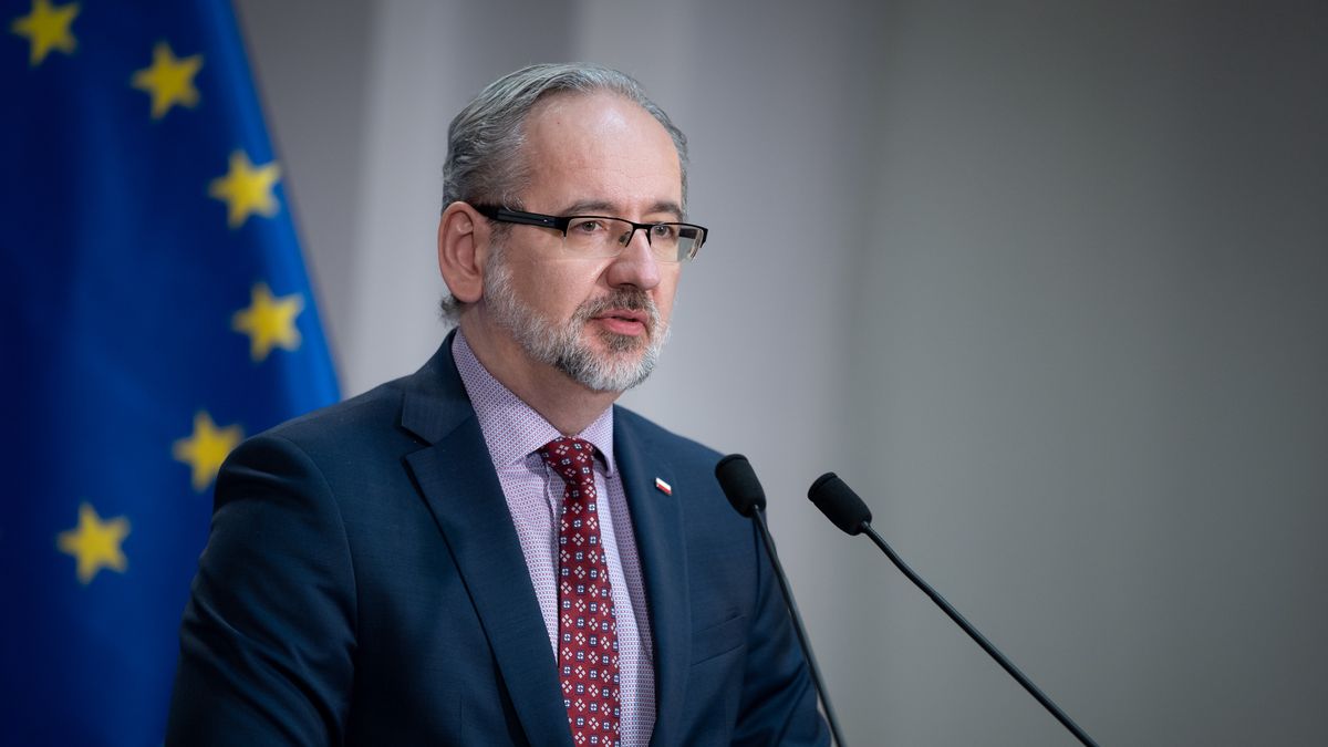 Adam Niedzielski został pobity