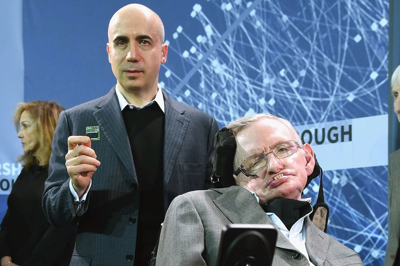 Jurij Milner i Stephen Hawking ogłosili projekt badania Kosmosu