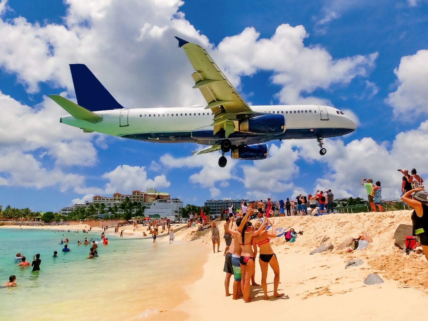 Maho Bay na wyspie Sint Maarten