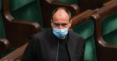 Paweł Kukiz oskarża. "Delikatny Ribbentrop-Mołotow, powtórka z '39 roku"
