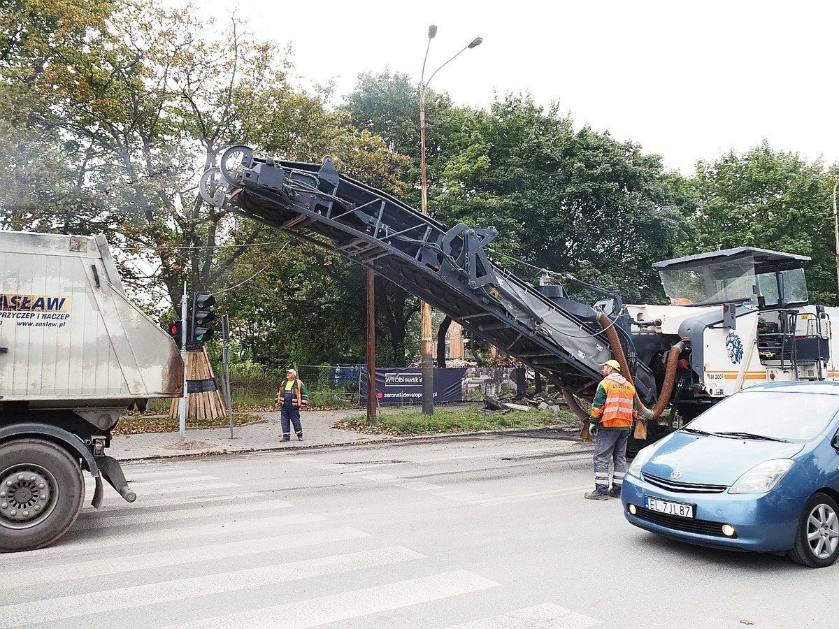 Prace na Wróblewskiego trwają już miesiąc, na Radwańskiej zaczęły się tak na dobre we wtorek
