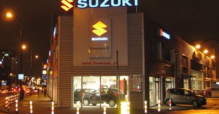 Wakacyjna promocja w salonach Suzuki [salonowe promocje]