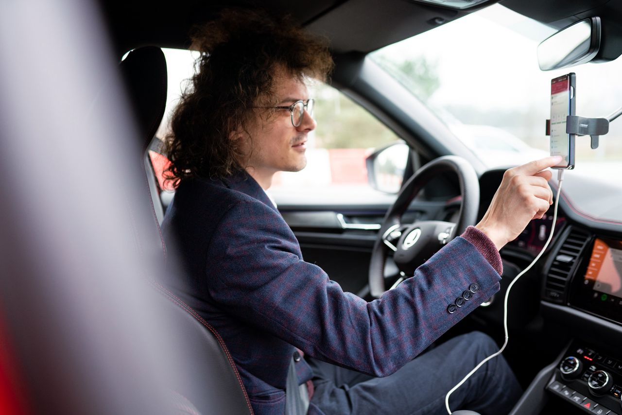 Oto, jak działa aplikacja e-toll do płacenia za autostrady. Tutaj nic nie jest proste