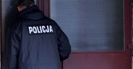 Był poszukiwany listem gończym. Wpadł, kiedy przyjechał do rodziny na święta