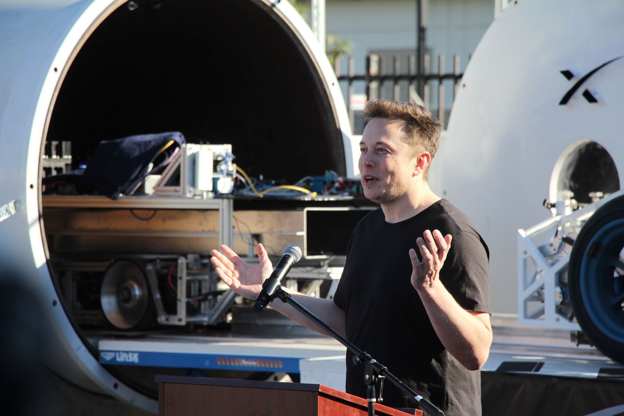 To koniec hyperloopa od Muska? Tunel został rozebrany