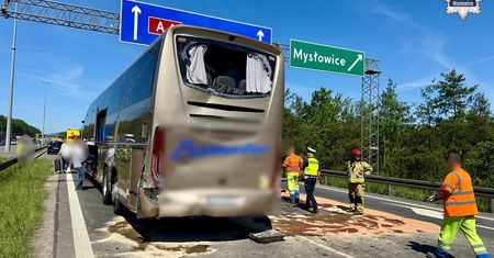 Wypadek na A4. Wiemy, co z poszkodowanymi nastolatkami