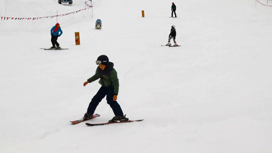 Narciarze pod Nosalem i Wielką Krokwią w Zakopanem