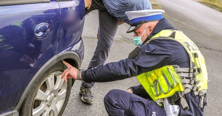 Brak przeglądu a dopuszczenie do ruchu. Ustawodawcy mylą pojęcia