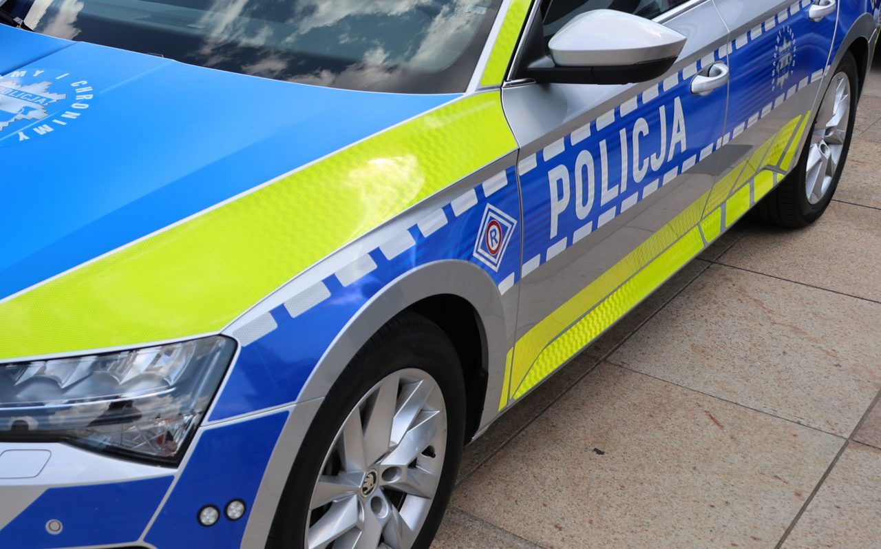 Lubartów: Nietrzeźwy kierowca hulajnogi zatrzymany przez policjantów. Okazało się, że był poszukiwany