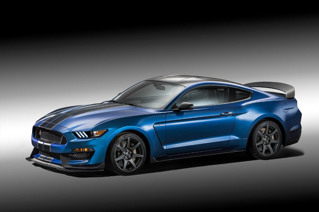 Ford Shelby Mustang GT350R - deser w Detroit