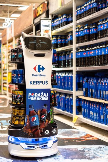 W sklepach Carrefour pojawiły się eRoboty