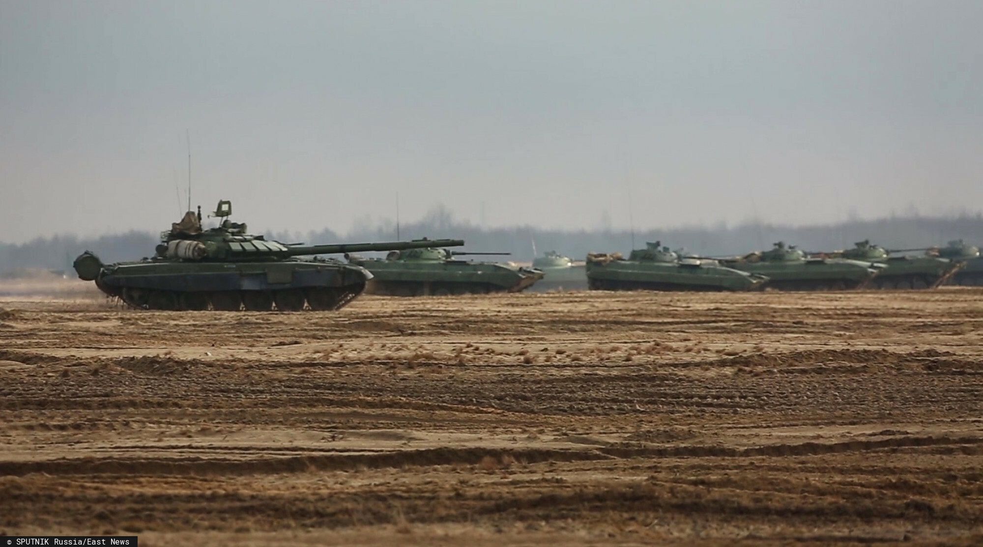 Wsp�lne ?wiczenia wojsk rosyjskich i bia?oruskich na poligonie na Bia?orusi8111447 11.02.2022 In this handout video grab released by the Russian Defence Ministry, military hardware takes part in the joint military drills between Belarus and Russia, at the military training ground in Belarus. Editorial use only, no archive, no commercial use. Russian Defence Ministry
