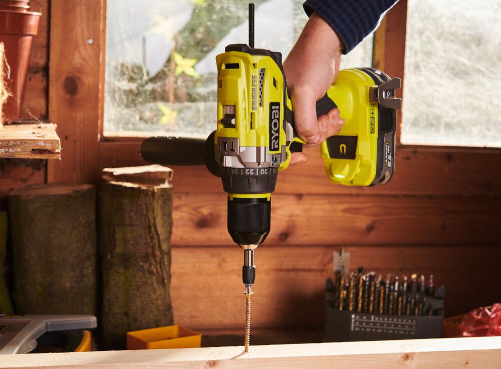 Wiertarko-wkrętarka RYOBI ONE+ R18PD7-220B 