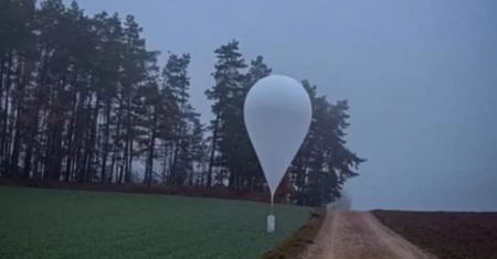 Policja publikuje zdjęcia. Takie balony puszczają przez granicę