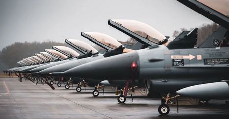 Wyślą Ukrainie myśliwce F-16. Oddadzą wszystkie, jakie mają