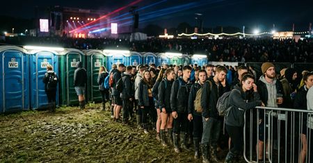 Tak atakują norowirusy. Wykryto ognisko podczas festiwalu