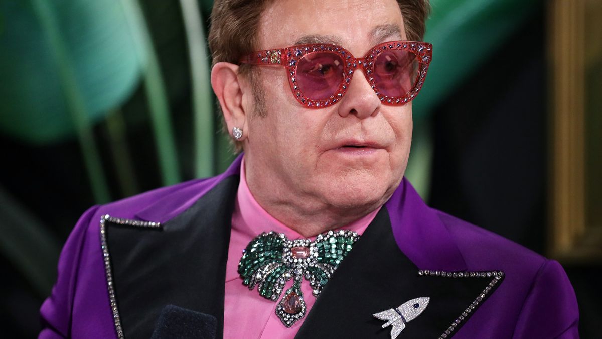 Elton John przeżył trudne chwile na pokładzie samolotu