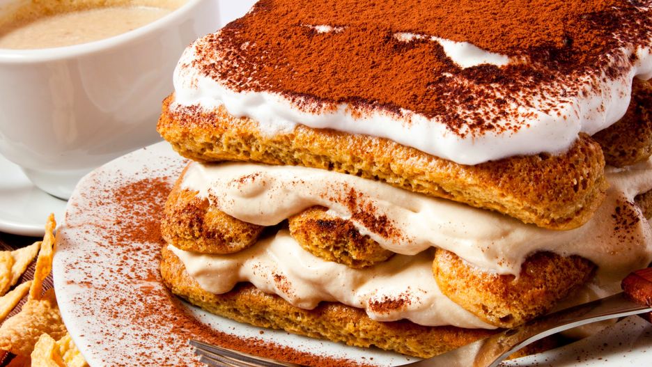 Tradycyjne tiramisu krok po kroku. Przepis na włoski deser