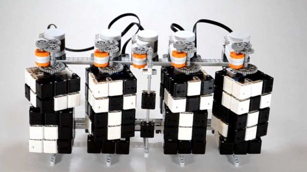 Takiego zegarka jeszcze nie widzieliście [wideo] 1