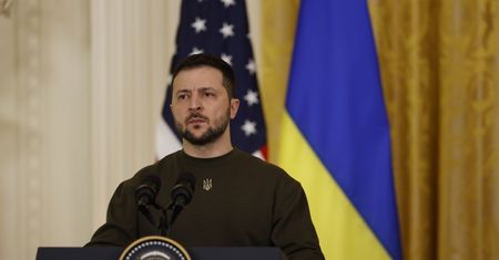 "To może zająć miesiące". Ukraina poczeka dłużej na broń