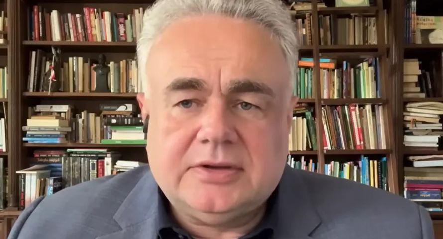 Sakiewicz po fałszywych alarmach ws. Republiki: nie mam myśli samobójczych, może wrócę do krav magi