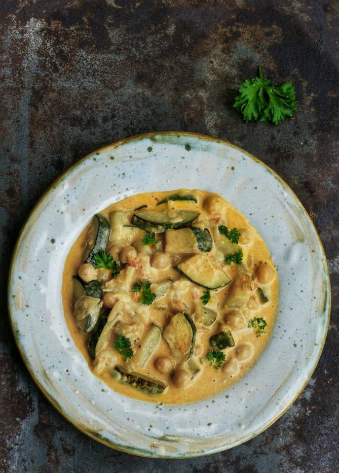 Curry z cukinią. Tak ci posmakuje, że będziesz powtarzać przepis bez końca
