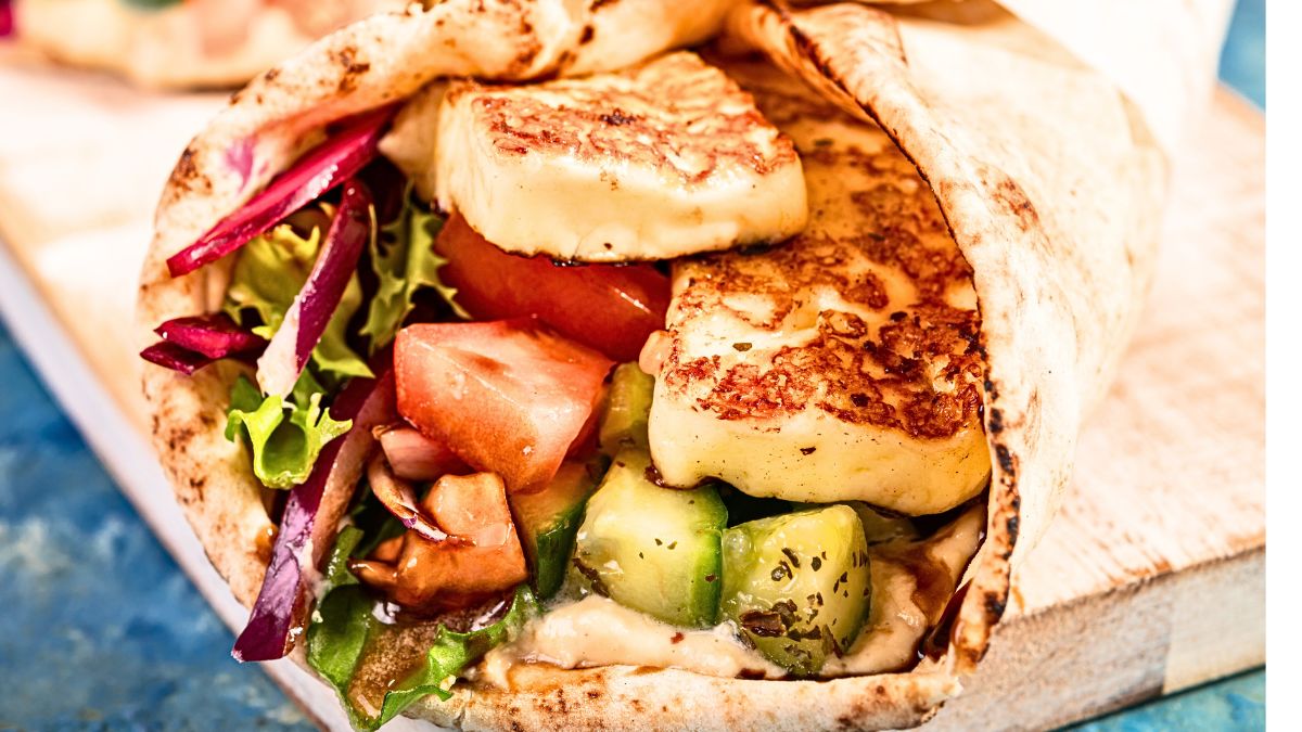 Tortilla z halloumi to pomysł na szybki i pożywny obiad