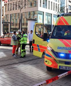 Wjechał w tłum ludzi. Akcja niemieckiej policji. Są zabici