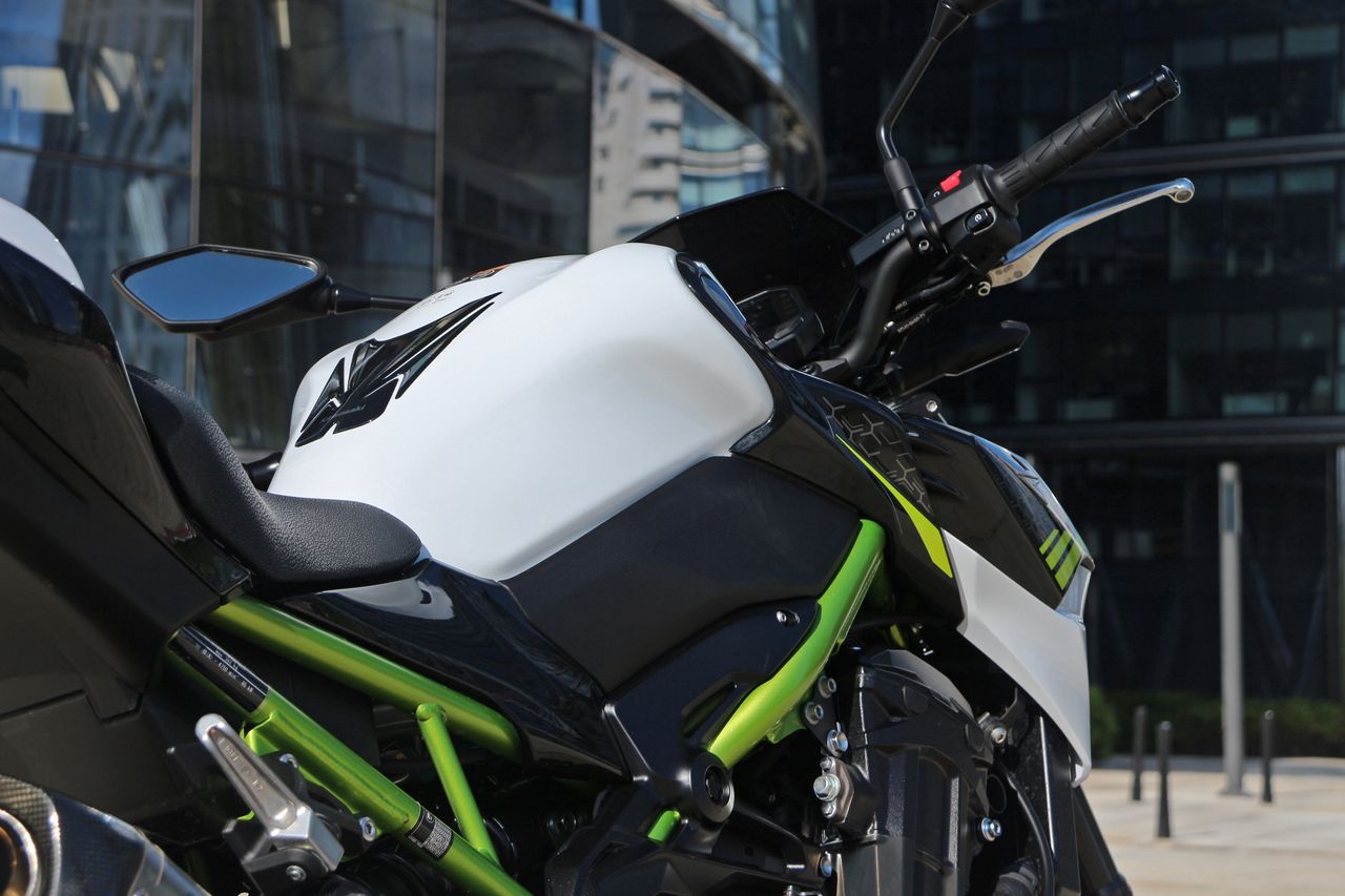 Kawasaki Z900 Performance
