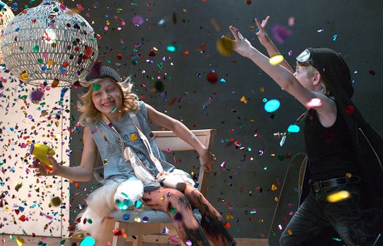 Każdemu wszystko wolno w reklamach mebli Vox (wideo)