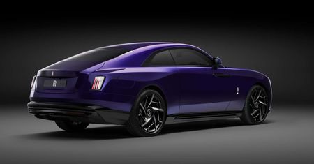 Rolls-Royce Spectre Black Badge debiutuje jako najmocniejszy model marki