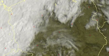 Pogoda. IMGW ostrzega przed burzami z gradem. Sprawdź sytuację w swoim mieście [Radar burz]