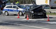 Łazy: Poranny wypadek w Alei Krakowskiej. Obywatel Tadżykistanu wjechał w tył ciężarówki