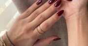 Nie ma modniejszych paznokci na jesień. Poznaj "cherry mocha nails"