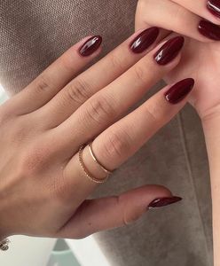 Nie ma modniejszych paznokci na jesień. Poznaj "cherry mocha nails"