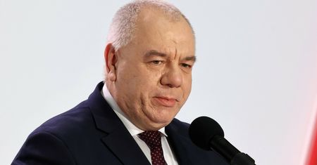 Jacek Sasin zrzucił 50 kg. Nie ukrywa, jak tego dokonał