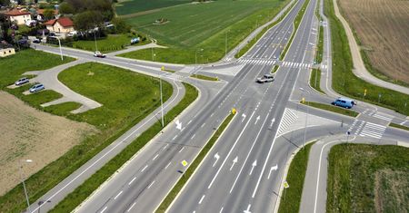 Budimex ma umowę na odcinek drogi S7 Modlin-Czosnów za 598,8 mln złotych