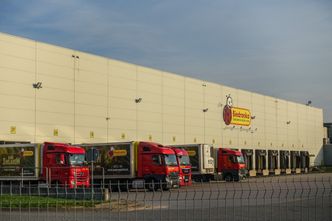 UOKiK sprawdza, czy doszło do zmowy. Biedronka i Dino pod lupą. Przeszukano siedziby