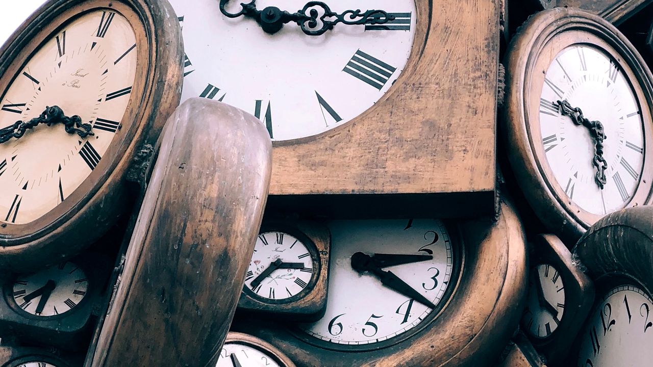 Zmiana czasu 2022. Kiedy przestawiamy zegarki?