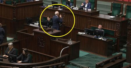 "To jest niedopuszczalne". Macierewicz nie wytrzymał