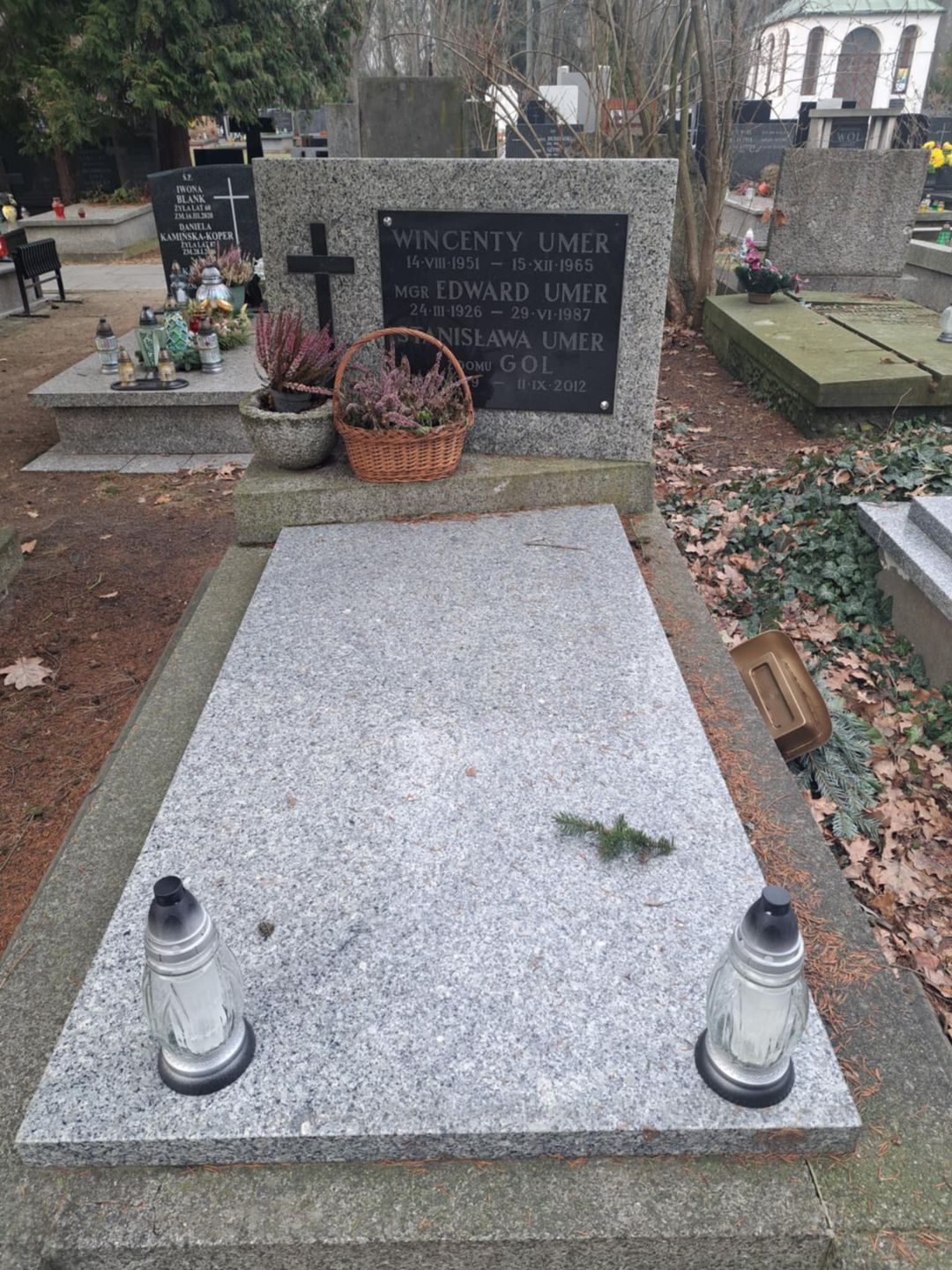 Grób rodziców Magdy Umer