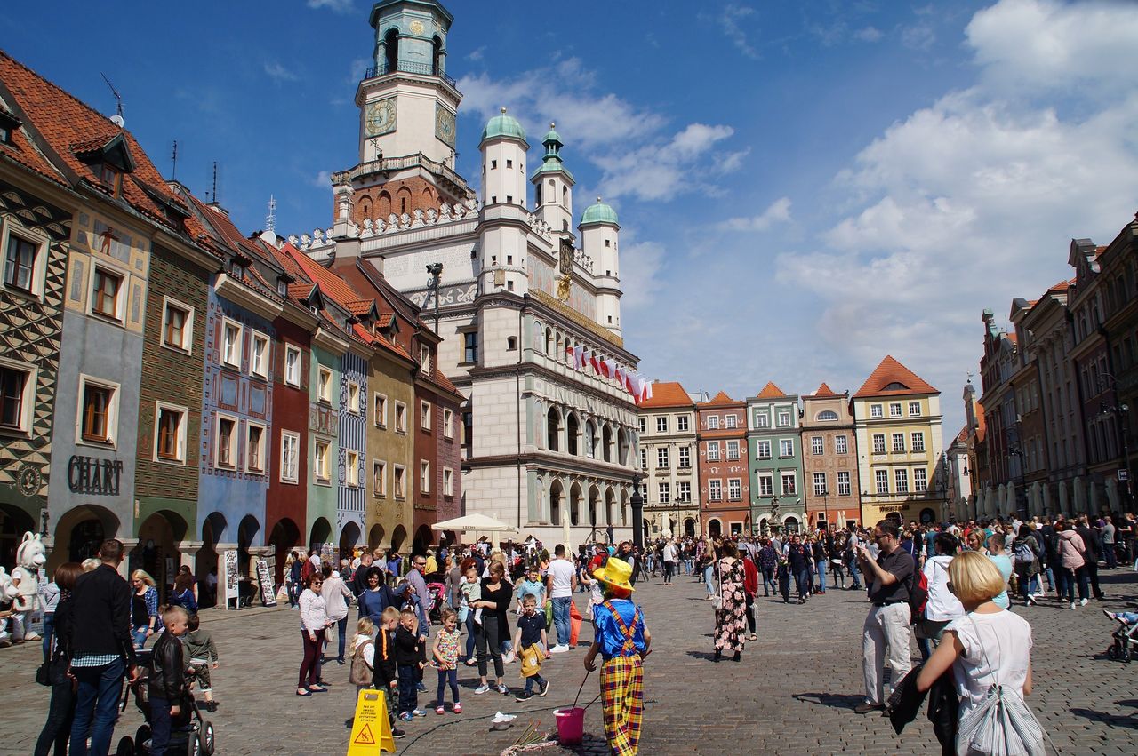 Gotyckie podziemia i historia miasta – wyjątkowe oprowadzanie już w sobotę w Ratuszu