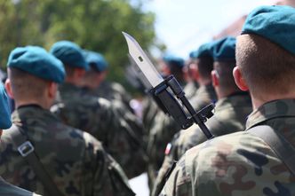 Agencja Uzbrojenia kupi terminale satelitarne za 38 mln zł